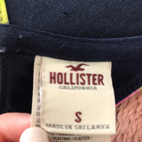 Hollister Bathing suit top - Picture 3 of 3